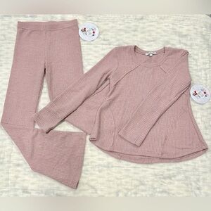 NWT Joyous and Free boutique knit set